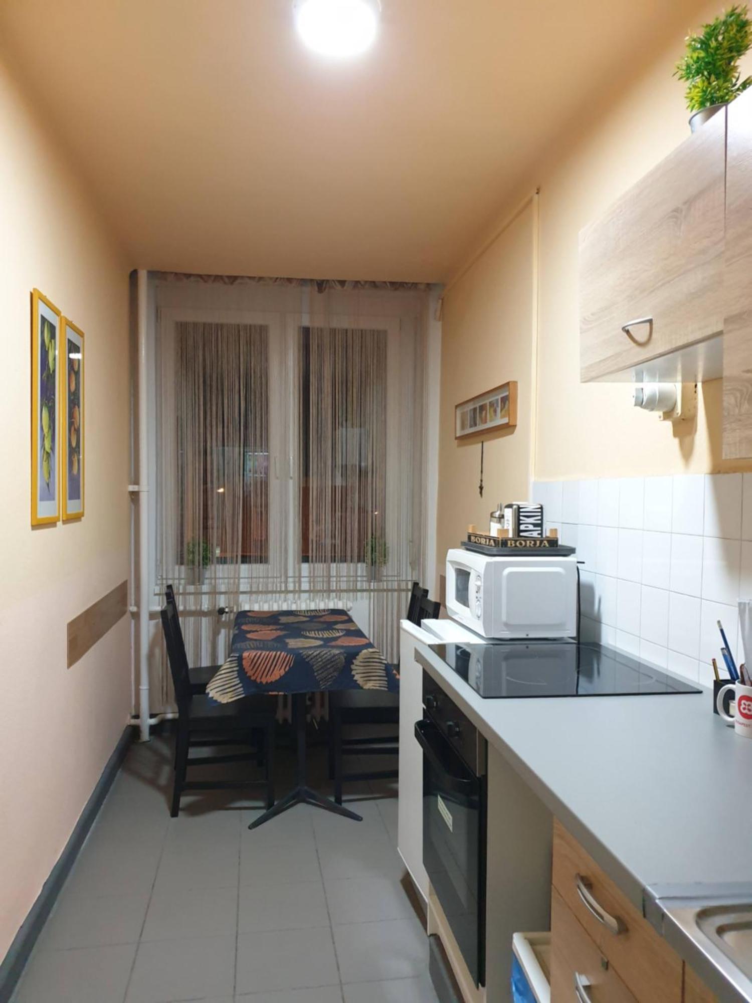 Central Apartman Шальготарьян Экстерьер фото