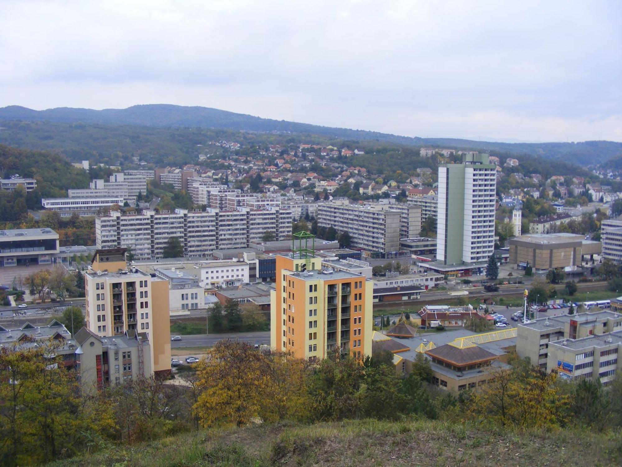 Central Apartman Шальготарьян Экстерьер фото
